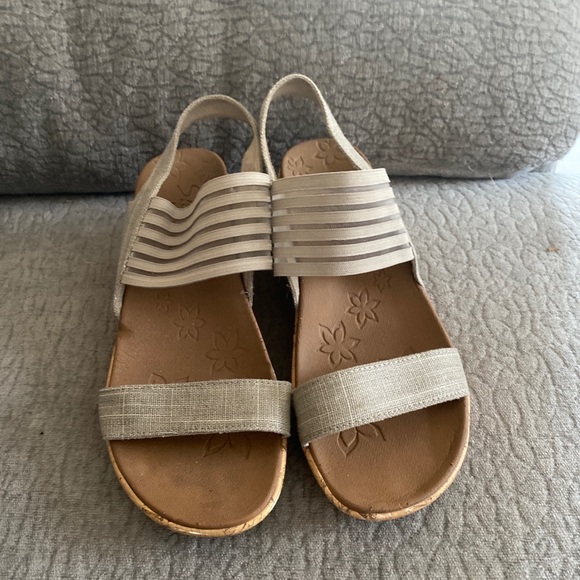 Sketcher Wedge Sandals - Picture 2 of 2